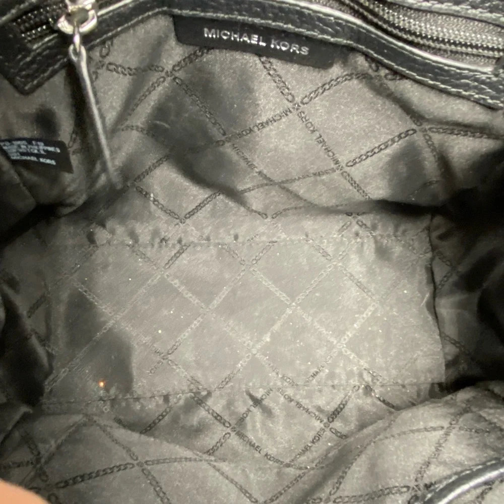Michael Kors Pebbled Leather Chain Bag Black